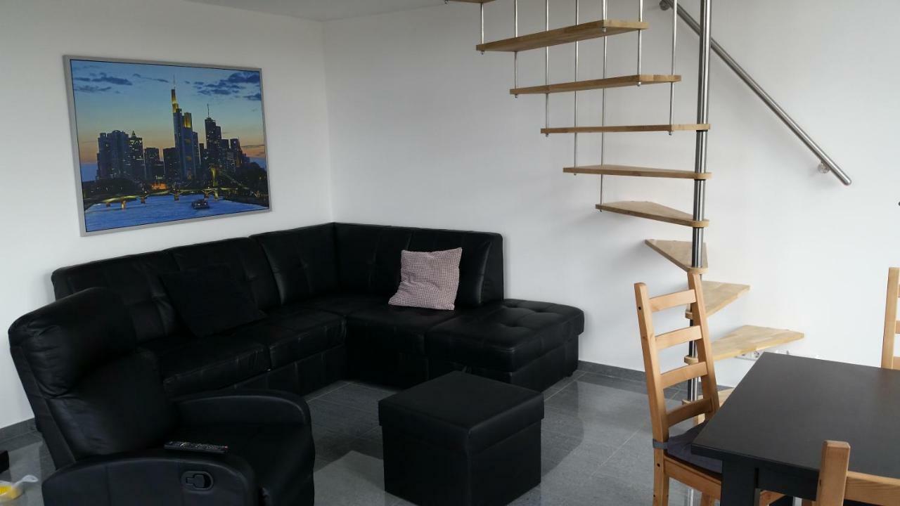 Apartment Near Frankfurt, Fantastic View! Usingen Eksteriør billede